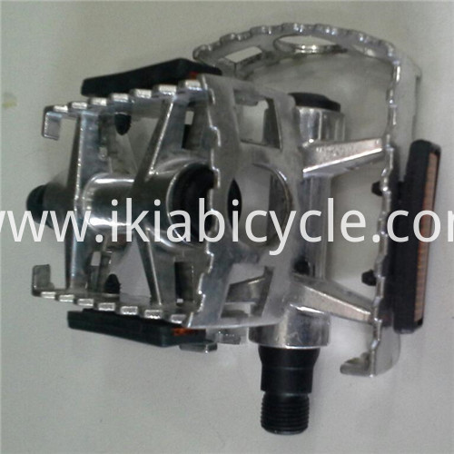 Alloy Bike Pedal with Cleats